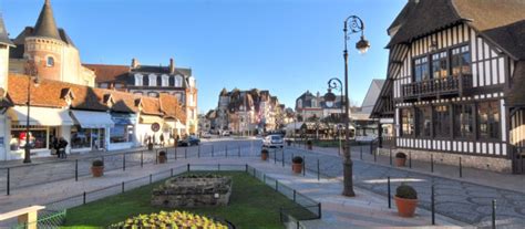 Shopping in Deauville 